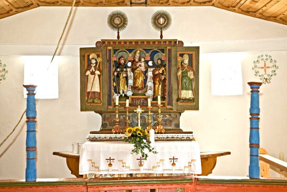 20 Altar
