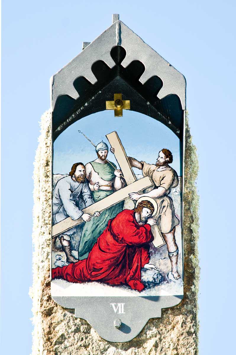 Jesus fällt zum zweiten Mal unter dem Kreuz